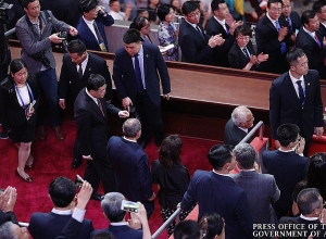 Nikol Pashinyan and his wife attend gala concert of Conference on Asian Civilization Dialogue