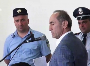 Ռոբերտ Քոչարյանը ելույթ է ունենում դատարանում