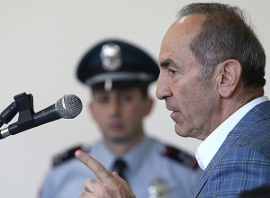 Քոչարյանը չգիտե՞ր, որ 20 ինտերնետային կայք էր արգելափակվել
