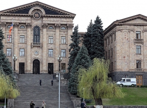 Информацию о владельцах акций сделать доступной правозащитникам, КГД и ГКЗЭК: предложение