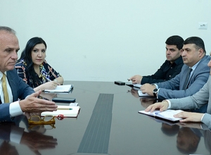 Замминистра принял международного эксперта по антикоррупционной стратегии и мониторингу Мэтью Мюрре