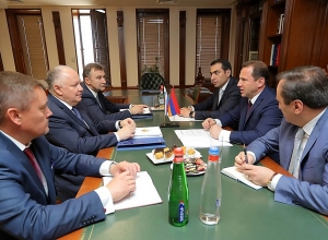 Դավիթ Տոնոյանն ու «Ռոսօբորոնոէքսպորտը»  քննարկել են ռազմական  արտադրանքի ձեռքբերման ընթացքը