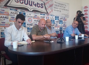 Третья мировая война началась и идет посредством информации: Карен Варданян