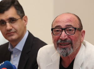 Are you coming to watch movie?