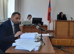 Նախկին դատավորը չի ընդունում կաշառքի մեղադրանքը