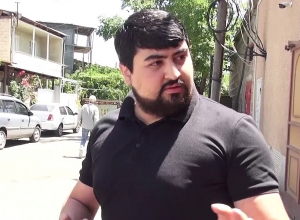 Residents of Sari Tagh community complain about smell