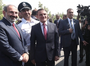 Հասարակական կարգը պահպանելը պայմանավորված չէ հագուստի գույնով. Վ. Օսիպյան
