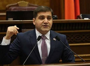 Ե՞րբ էր Երեւանը խառնվում Արցախի ներքին գործերին՝ ըստ Արման Բաբաջանյանի