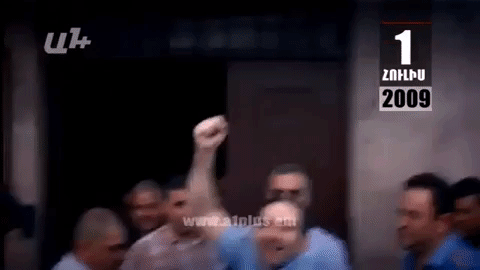 Календарь: 1-е июля: из подполья добровольно явился в генеральную прокуратуру Никол Пашинян