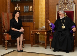 Catholicos Aram I of Great House of Cilicia hosts Anna Hakobyan
