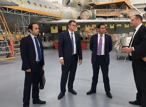 Сурен Папикян посетил Минский завод гражданской авиации  N 407