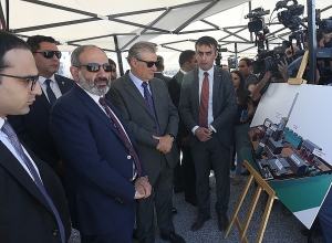 Премьер-министр участвует на церемонии начала строительного этапа строительства новой электростанции