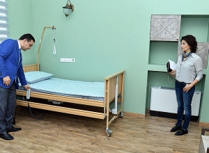 Анна Акопян посетила Реабилитационный центр защитника Отечества