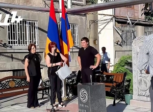 Շենգավիթում տեղադրվեց ապրիլյան քառօրյա պատերազմի զոհերի հիշատակին նվիրված խաչքար