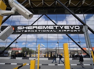 Экипаж Boeing 737 авиакомпании Nordwind ("Северный ветер"), вылетавшего из Шереметьево в Ереван, эвакуировал пассажиров из-за постороннего запаха на борту самол