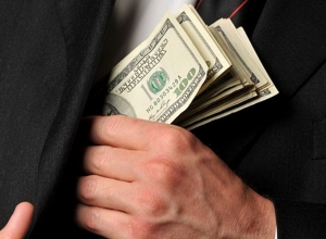 Էկոպարեկները կաշառքի դիմաց թույլ են տվել ապօրինի ծառահատումներ կատարել. 5 անձի վերաբերյալ քրեական վարույթը դատարանում է