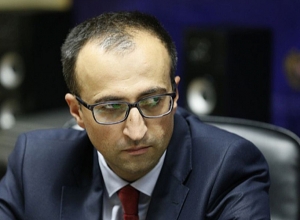 У пострадавшего полицейского нет сложных травм: Арсен Торосян