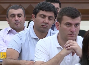 Սթափվեք եւ հասկացեք. քաղաքապետը՝ «Սանիթեքին».