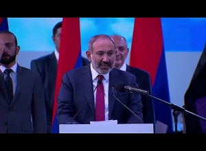 Վարչապետի ելույթը Ստեփանակերտի Վերածննդի հրապարակում հրավիրված աշխարհաժողովին