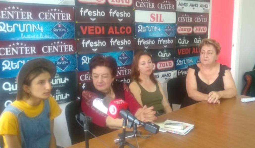 68489832_1338020223064822_3335189581636042752_n