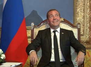 Նիկոլ Փաշինյանը եւ Դմիտրի Մեդվեդեւը հանդիպել են Ղրղզստանում