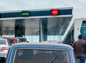 Բեռնատար է շրջվել․ Վրաստանի սահմանային անցակետը փակվել է
