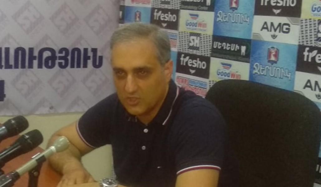 67816774_2393701654246204_1833427057971822592_n