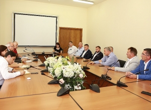 Заместитель министра территориального управления и инфраструктур РА Ваче Тертерян принял делегацию, возглавляемую председателем совета Союза общин Республики Хо