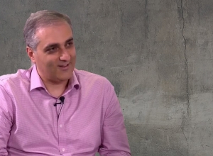 Իրենք անում են ամեն ինչ՝ իրենց կործանելու համար․ քաղաքագետը՝ իշխանությունների մասին