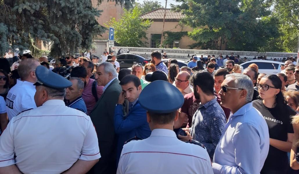 69719300_1074172492781747_8940581644805341184_n