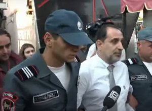 Ոստիկանությունը բերման ենթարկեց Արամ Հարությունյանին