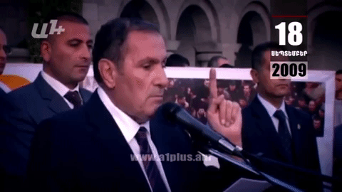 Календарь: 18-е сентября: Левон Тер-Петросян выдвинется лишь в том случае, когда выдвинется Роберт Кочарян