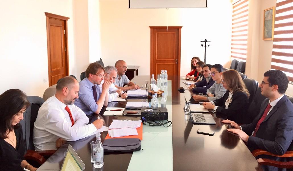 70526763_1205241683019443_6699297152306249728_n