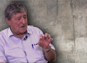 «Խելոք  տղա  Հրայր Թովմասյանը հանուն իր շահի «թքած ունեցավ»  Հայաստանի վրա». Արշակ Սադոյան