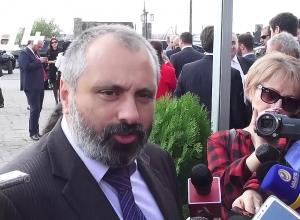 Պատերազմի մասին երազում են հիվանդ մարդիկ․ Դավիթ Բաբայան