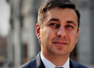 В целом сумма, выделенная на визит премьер-министра, может достигать 165 миллионов драмов: спикер