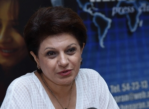 8 месяцев как являются депутатами, но уже приобретают земельные территории: Карине Ачемян