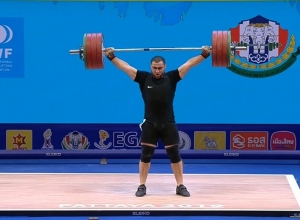 Тяжелоатлет Симон Мартиросян установил новый мировой рекорд