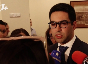 Հրայր Թովմասյանի լիազորությունները դադարեցնելու մասին պատգամավորների դիմումը հիմնավոր է․ Ռ. Բադասյան