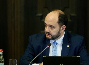 Армянские абитуриенты, находящиеся за рубежом, могут принять участие во вступительных экзаменах: Министр