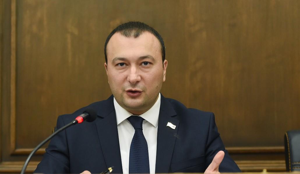 Վահե Էնֆիաջյան