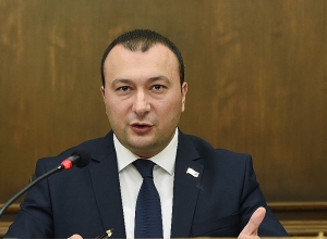 Проект, представленный Вагэ Энфиаджяном квалифицирован как «запоздалый»