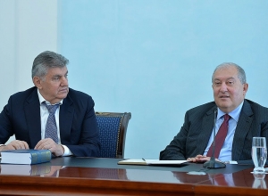 Արմեն Սարգսյանն ընդունել է Ռուսաստանի հայերի միության պատվիրակությանը