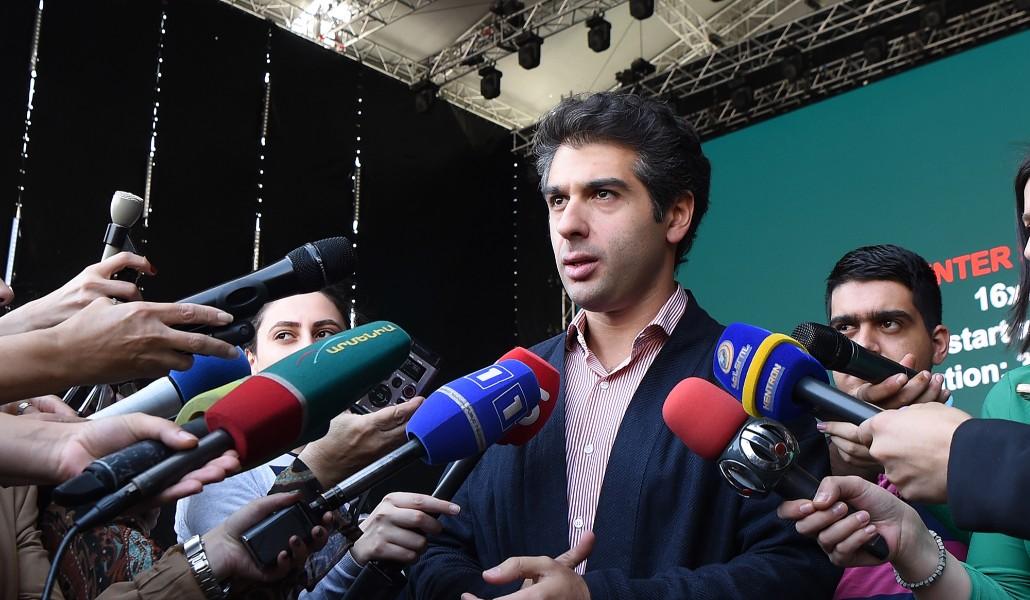 Սերգեյ Սմբատյան