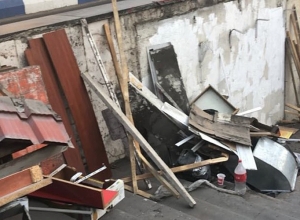 Ларьки демонтируют: другую территорию, по словам сотрудников, пока не предложили