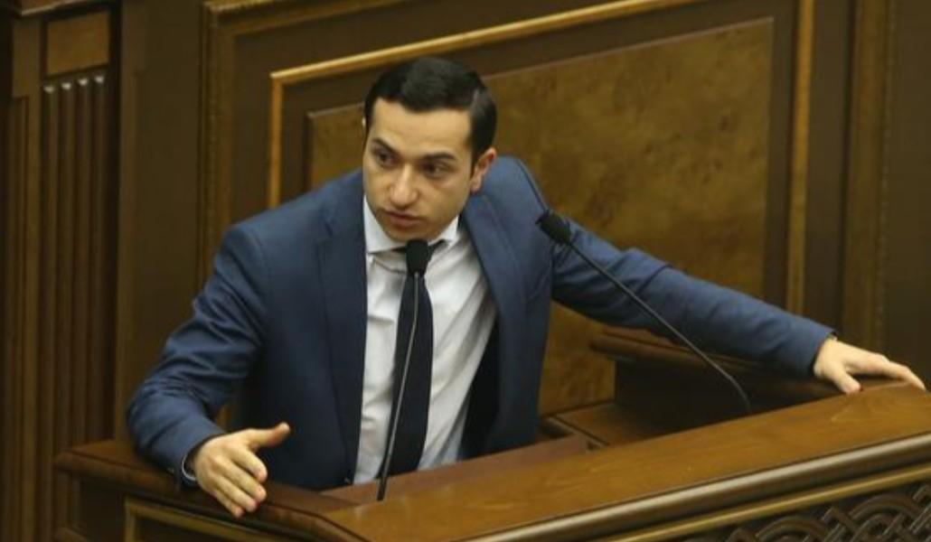 39289_mkhitar-hayrapetyan_3004_M