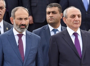 Встреча Никола Пашиняна с Бако Саакяном