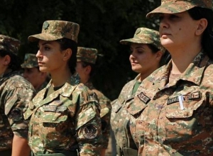 Создано подразделение для работы с женщинами-военнослужащими