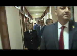 Փաշինյանն այցելել է Պետական եկամուտների կոմիտեի Հյուսիսային մաքսատուն-վարչություն.