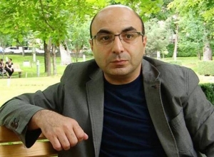 Փոփոխությունների պահանջը դեռ փողոցում է